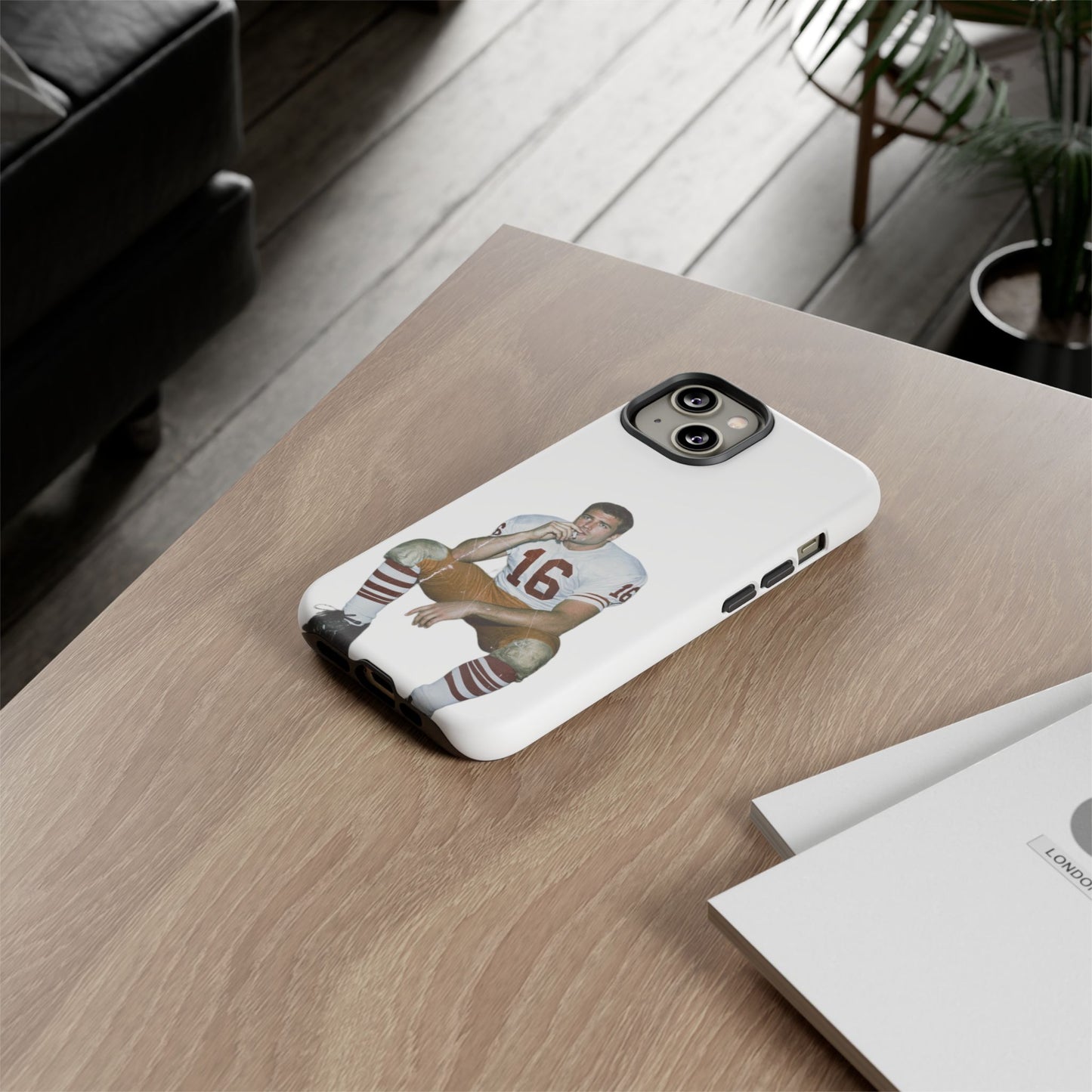 Realization Hard Case Weiß iPhone