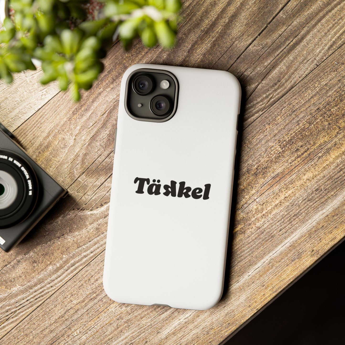 TÄKKEL Classic Hard Case Weiß iPhone