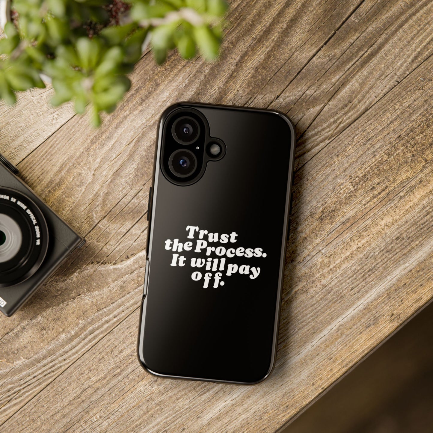 Trust harder Hard Case Schwarz iPhone