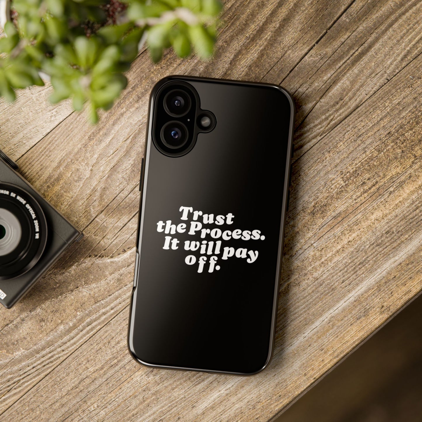 Trust harder Hard Case Schwarz iPhone