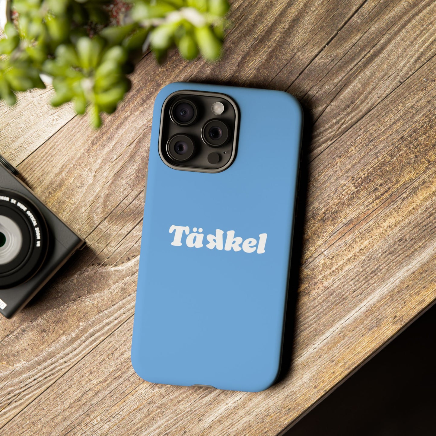 TÄKKEL Classic Hard Case Babyblau iPhone
